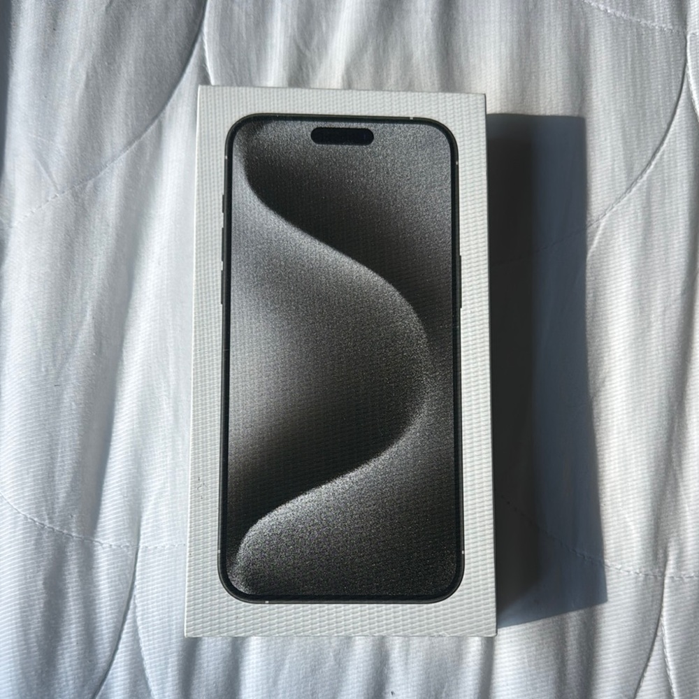 Iphone 15 Pro Max - Box